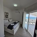 Luxury Penthouse * Durrës