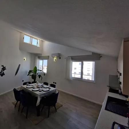 Luxury Penthouse וילה