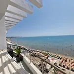 Luxury Penthouse * دراس