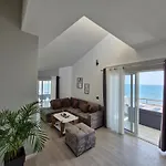 فيلة Luxury Penthouse
