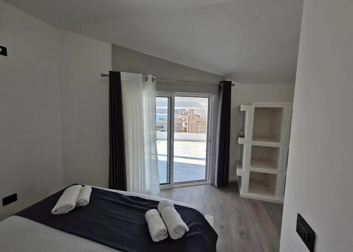 Luxury Penthouse Βίλα *